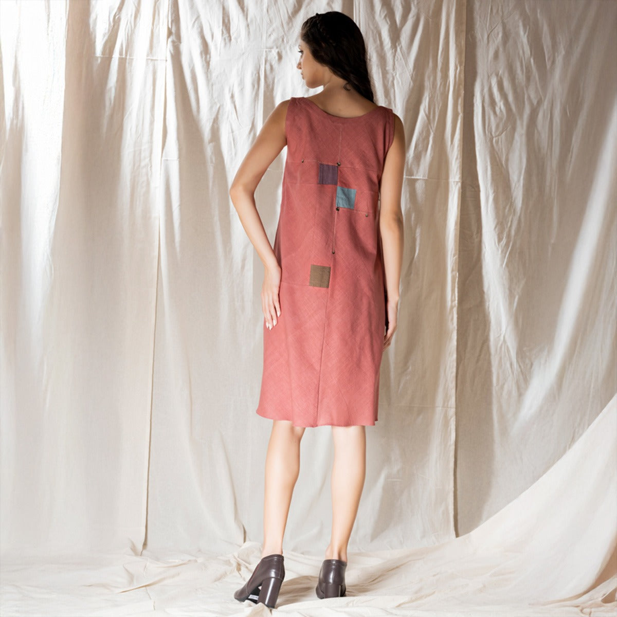 Dutsy Pink Square Symphony - Playful Sleeveless Dress