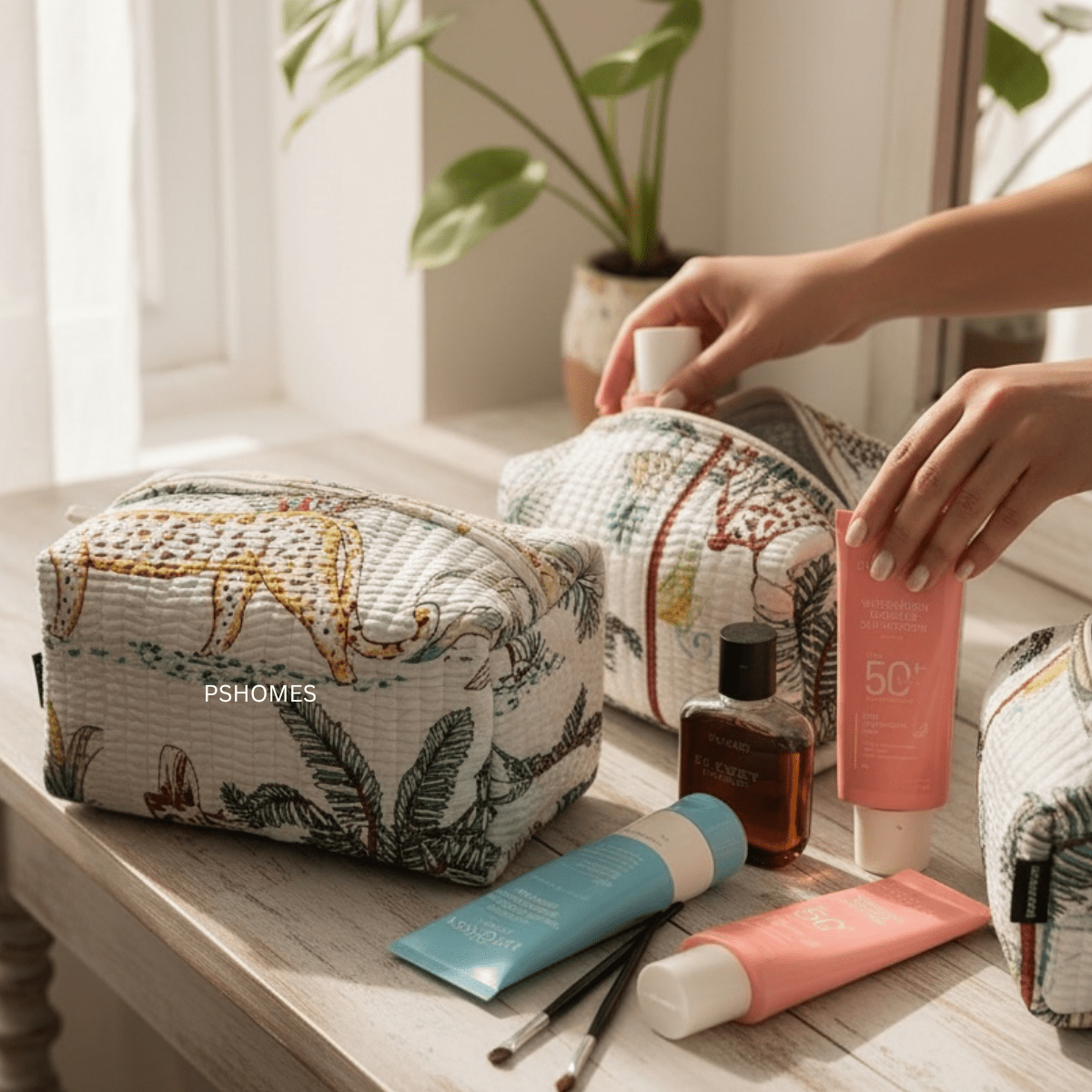 100% Cotton Quilted Travel Makeup Bag Set – Waterproof Thick Lining – Travel Organiser on Brown Living™. SKU: 3POUCH-HERITAGEGREEN. Img 14.