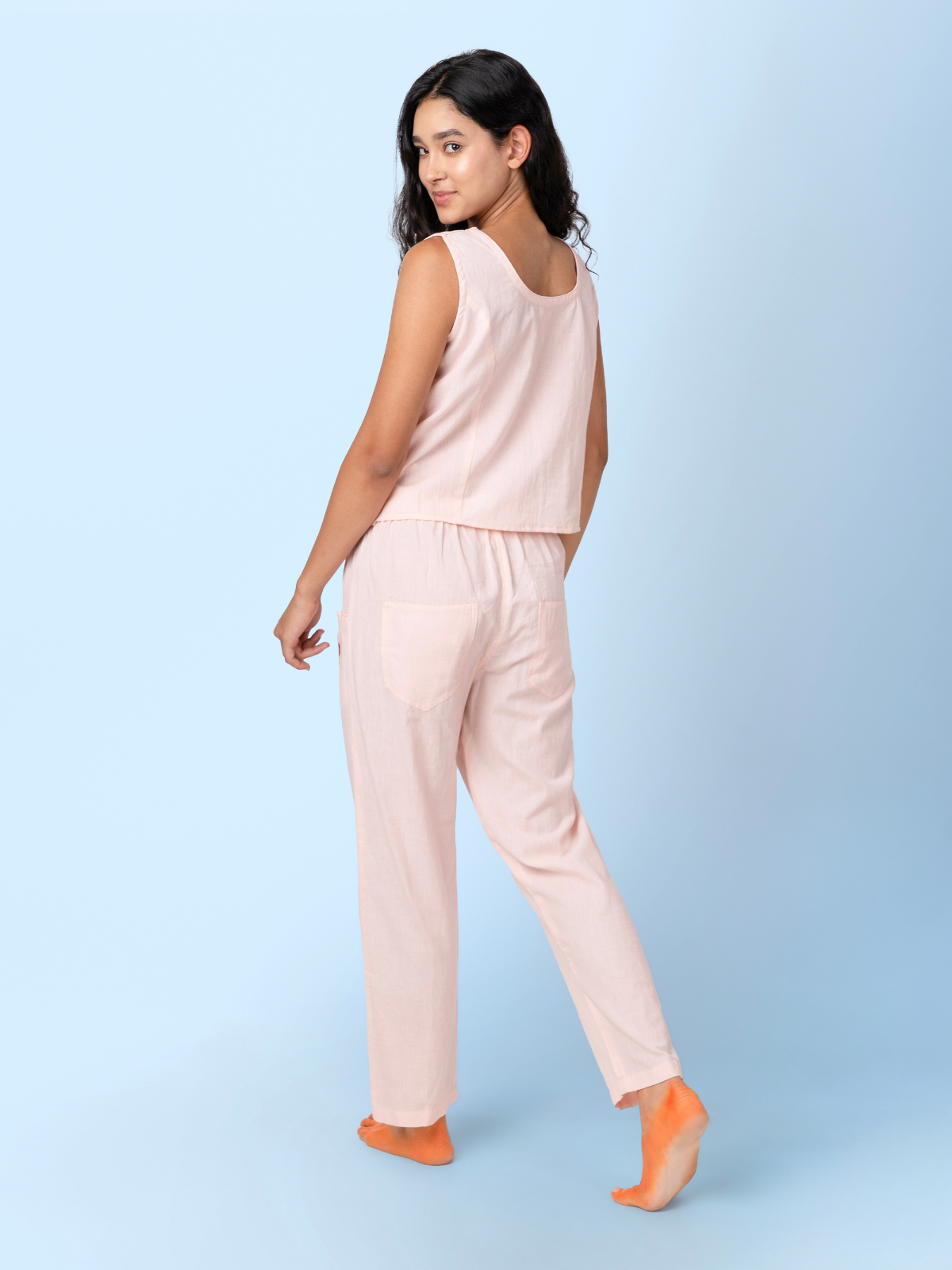 Scoop - Round Neck Sleeveless Top