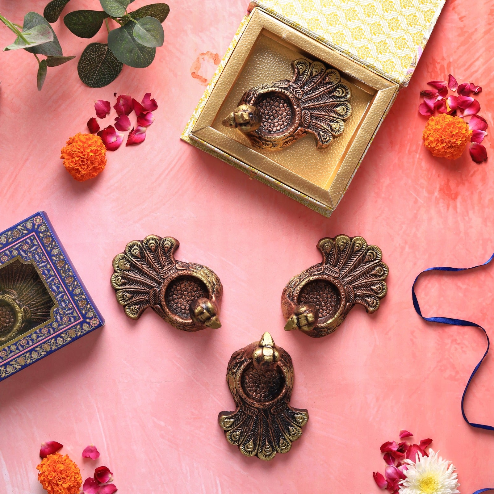 Neck Peacock T Light Set – Decorative Diya