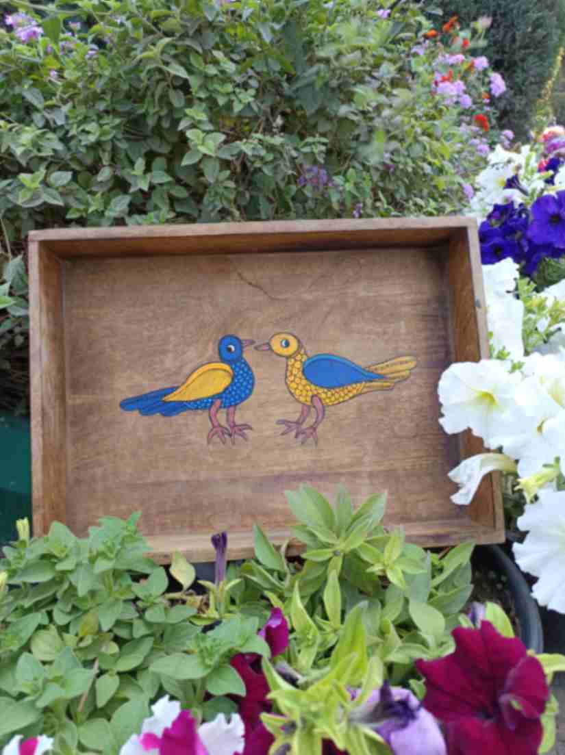 Birds of Freedom Gond Tray - Handpainted Wooden Tray