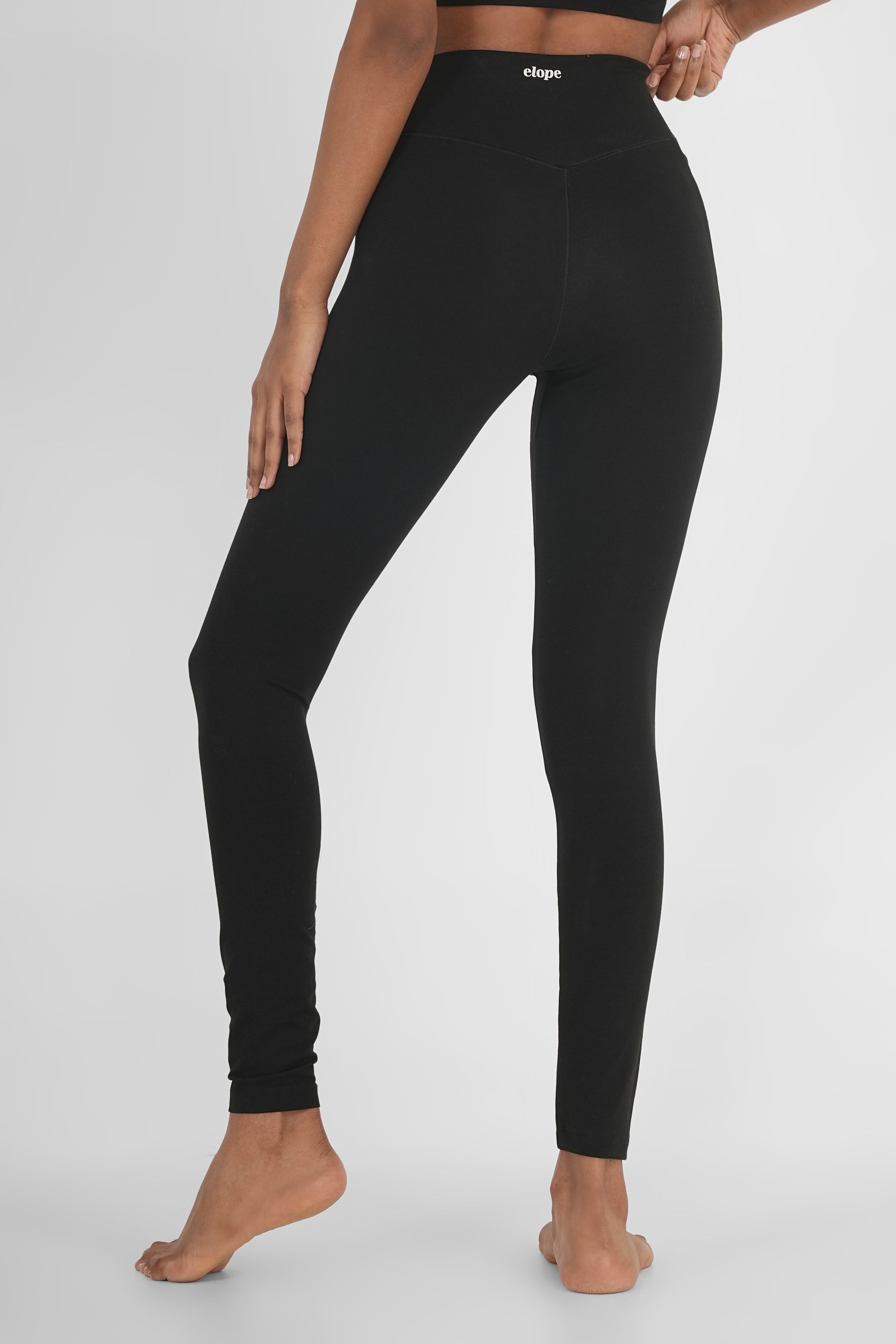 Ash Black Co-ordinated | Sleek & Comfortable Women’s Activewear Set