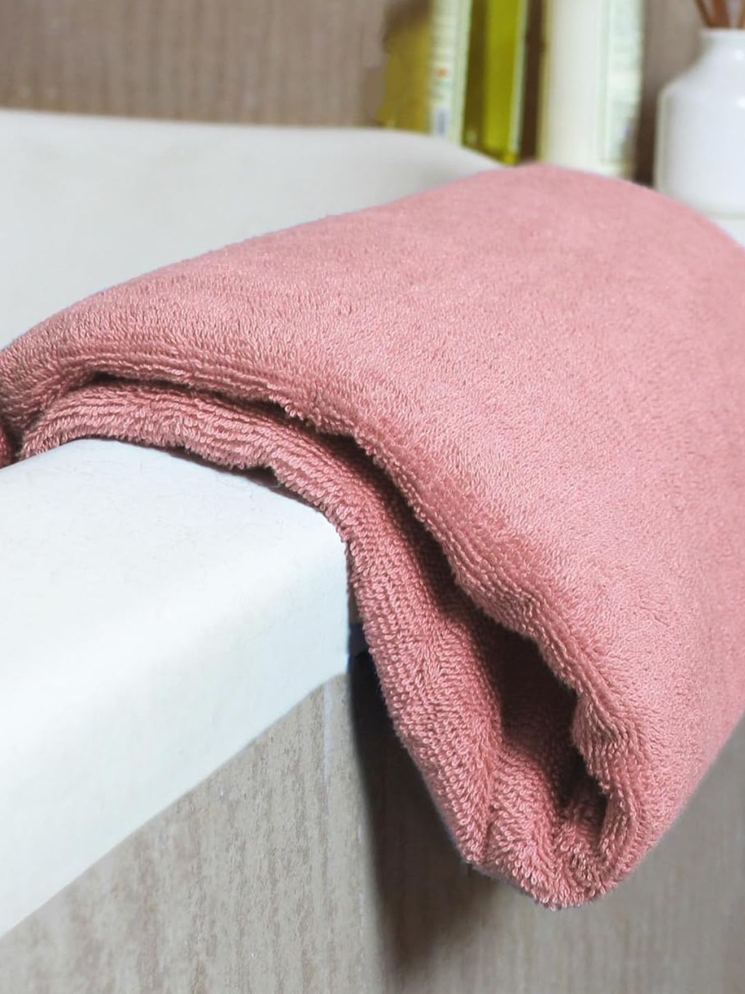 Bamboo Bath Towel for Adults | 600 GSM Absorbent, Quick Dry & Light