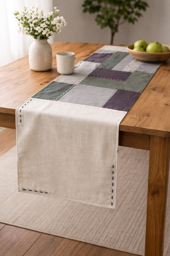Aakar Table Runner – Elegant Fabric Runner for Stylish Dining Decor