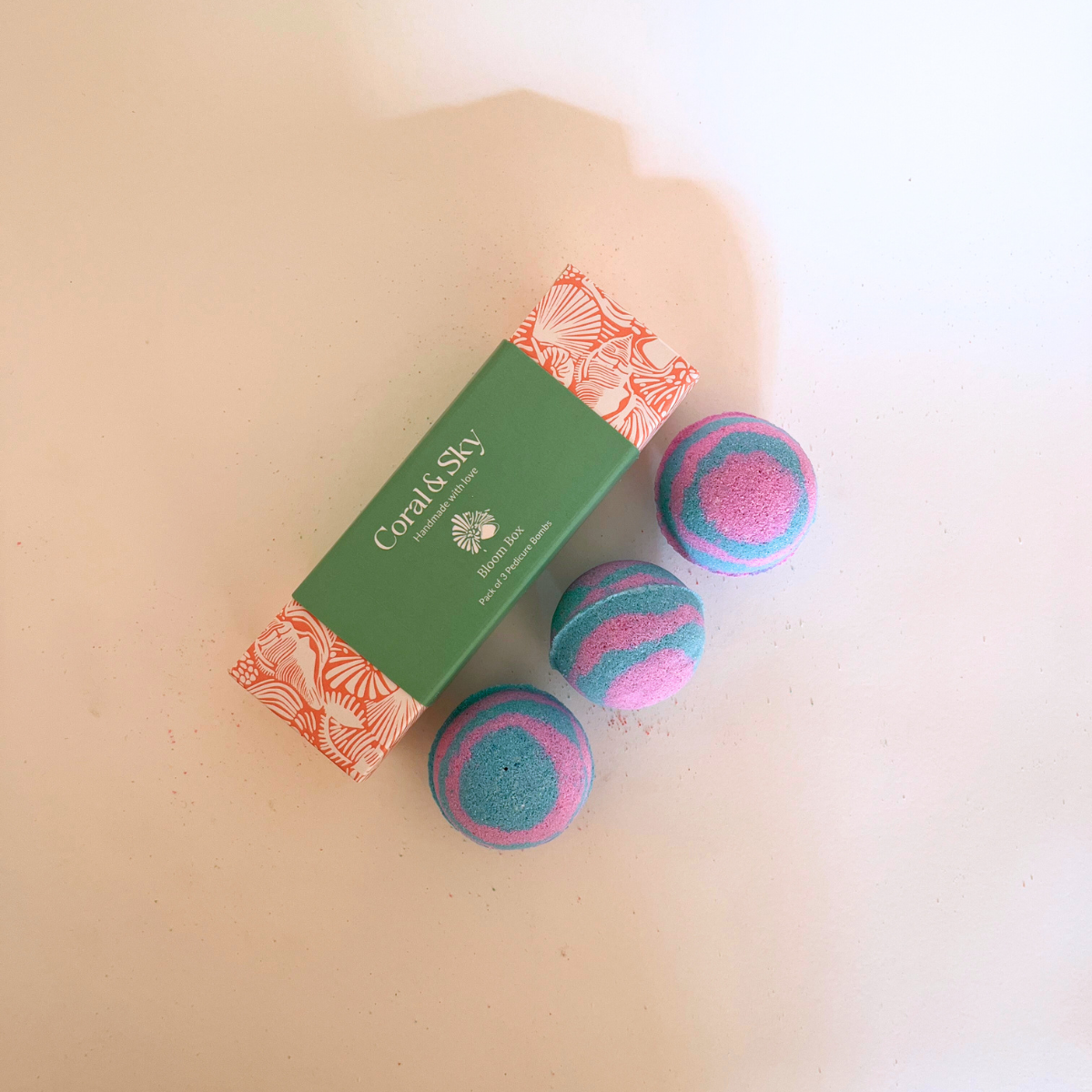 Musk and Oud Pedicure Bomb - Set of 3