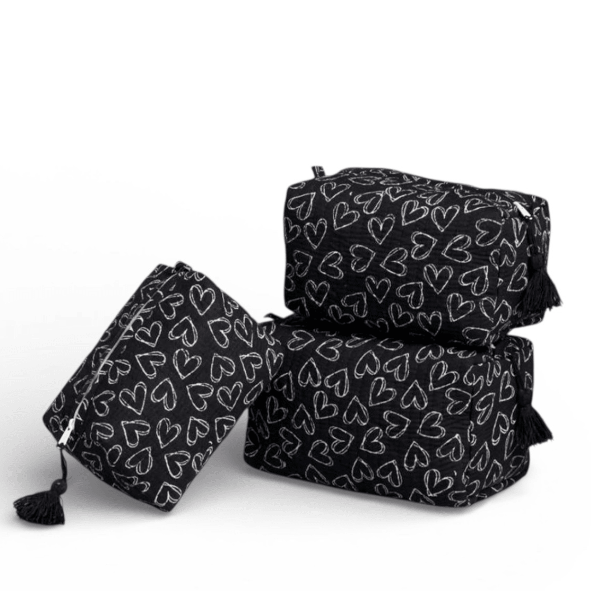 3PC 100% Cotton Quilted Travel Makeup Bag Set– Waterproof Thick Lining – Travel Organiser on Brown Living™. SKU: 3POUCH-BLACKHEARTS. Img 27.