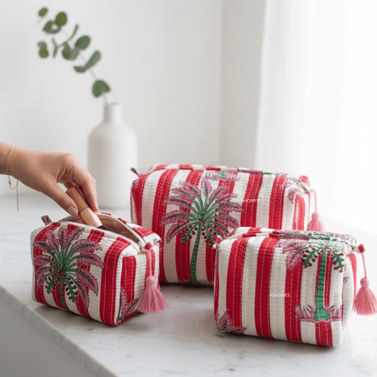 3PC 100% Cotton Quilted Travel Makeup Bag Set– Waterproof Thick Lining – Travel Organiser on Brown Living™. SKU: 3POUCH-ORANGESOLID. Img 25.