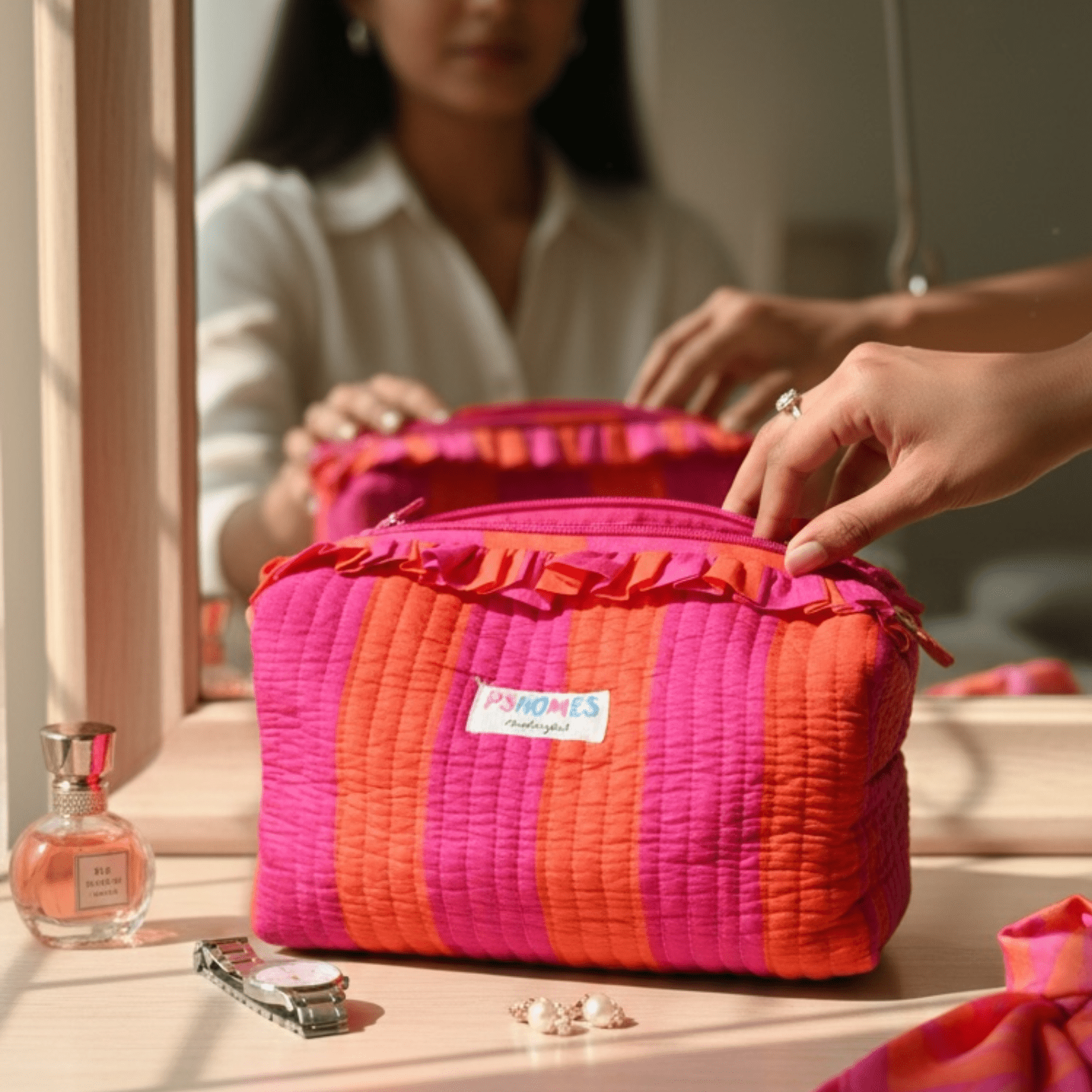 3PC Cotton Quilted Travel Makeup Bag Set Waterproof Lining – Travel Organiser on Brown Living™. SKU: PSHOMEFPS-1. Img 23.