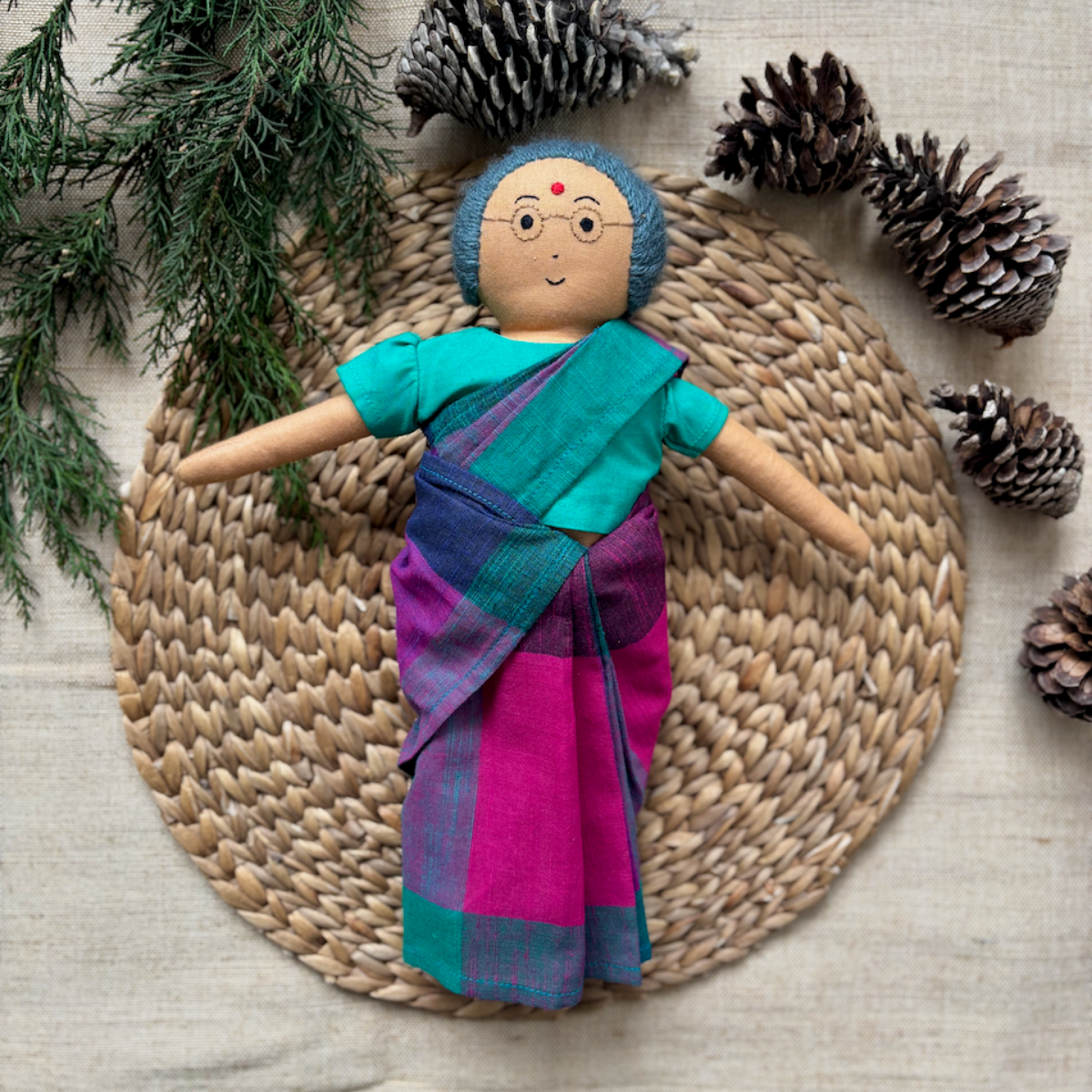 Nilah Patti Madras Checks Saree Doll – Single Doll