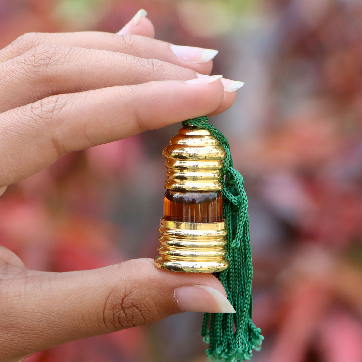 Vetiver Attar: Earthy Elegance in Every Drop