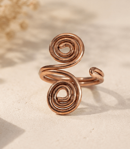 Adjustable Pure Copper Magnetic Ring for Men & Women – Jewellery on Brown Living™. SKU: HAMMER-COPPER-RING. Img 20.