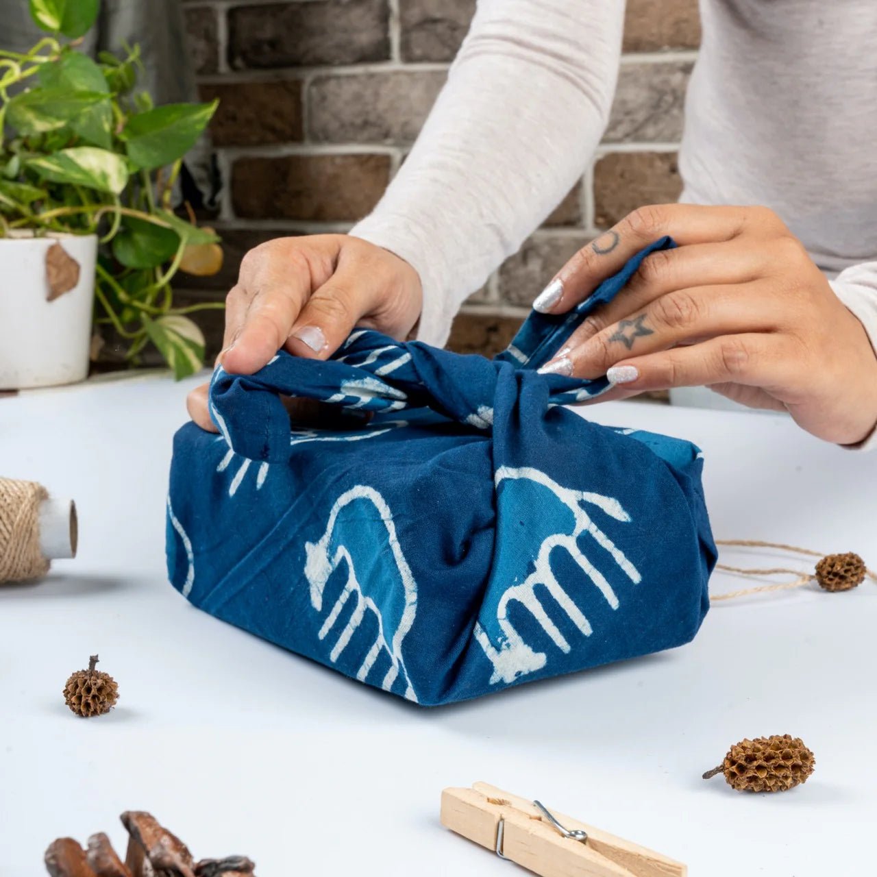 Assorted Shower Steamers Gift Set Morning And Evening 4 Pack – Bath Salt on Brown Living™. SKU: SS-4AF-IBF. Img 12.