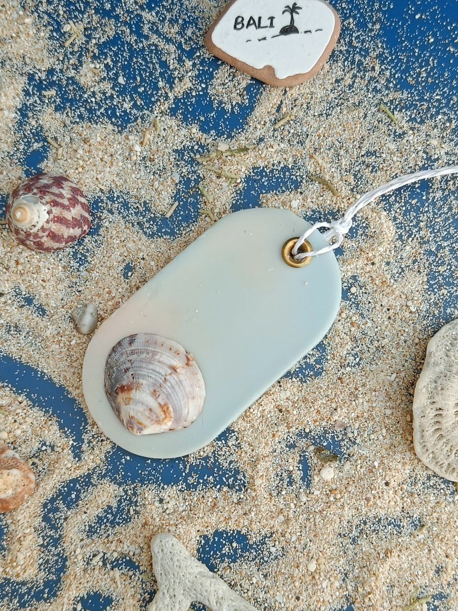 Bali Breeze Wax Sachet - Aromatic Freshener – Candles & Fragrances on Brown Living™. SKU: BBWS04_N. Img 4.