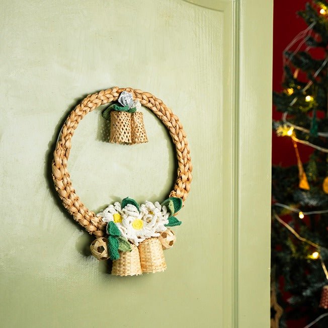 Bamboo Carol Wreath – Handcrafted Eco - Friendly Christmas Decor – Home Decor on Brown Living™. SKU: BMFDE-629. Img 5.
