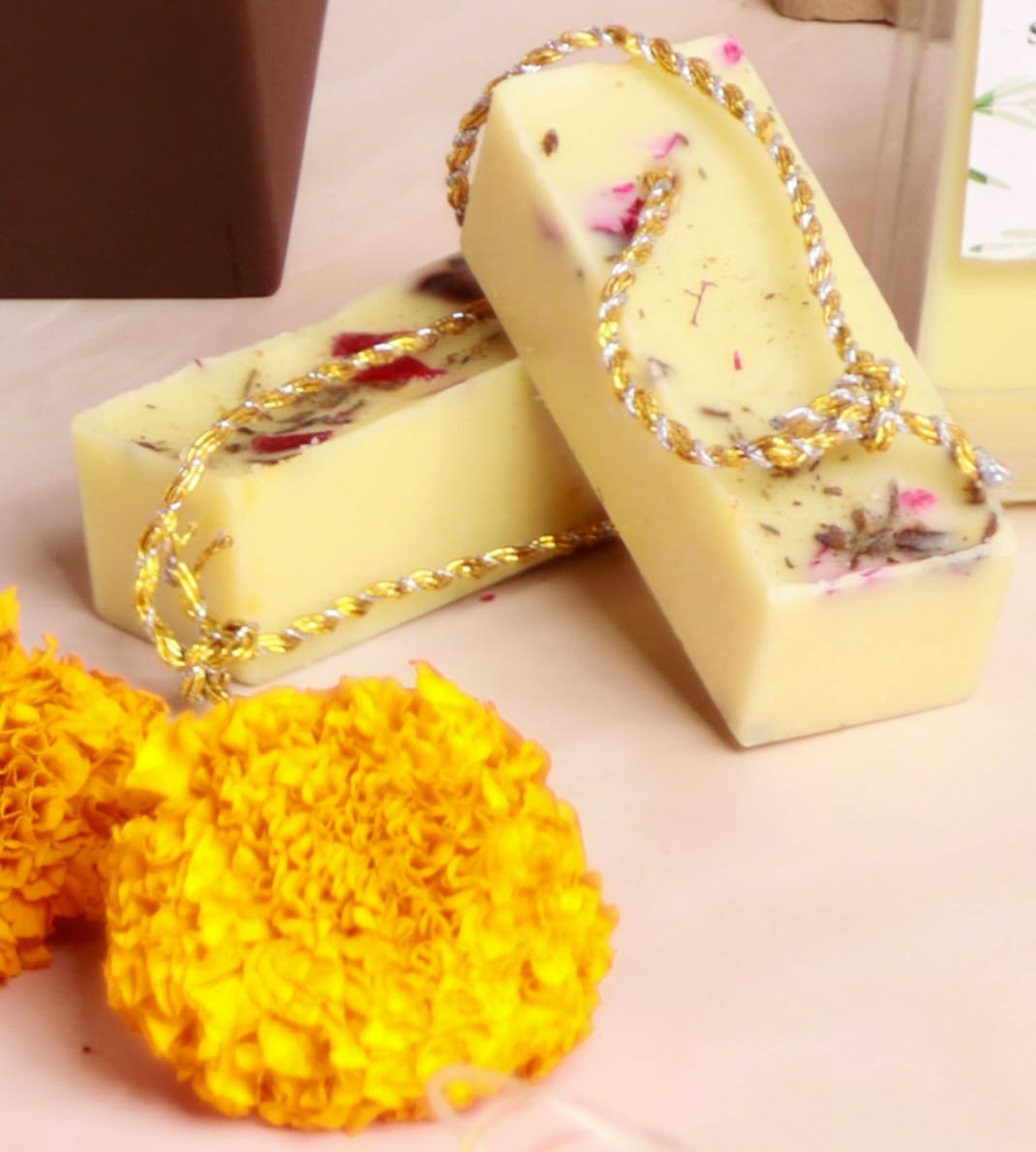 Beeswax Scented Wax Tablets - Set of 4 – Candles & Fragrances on Brown Living™. SKU: SN1175. Img 3.