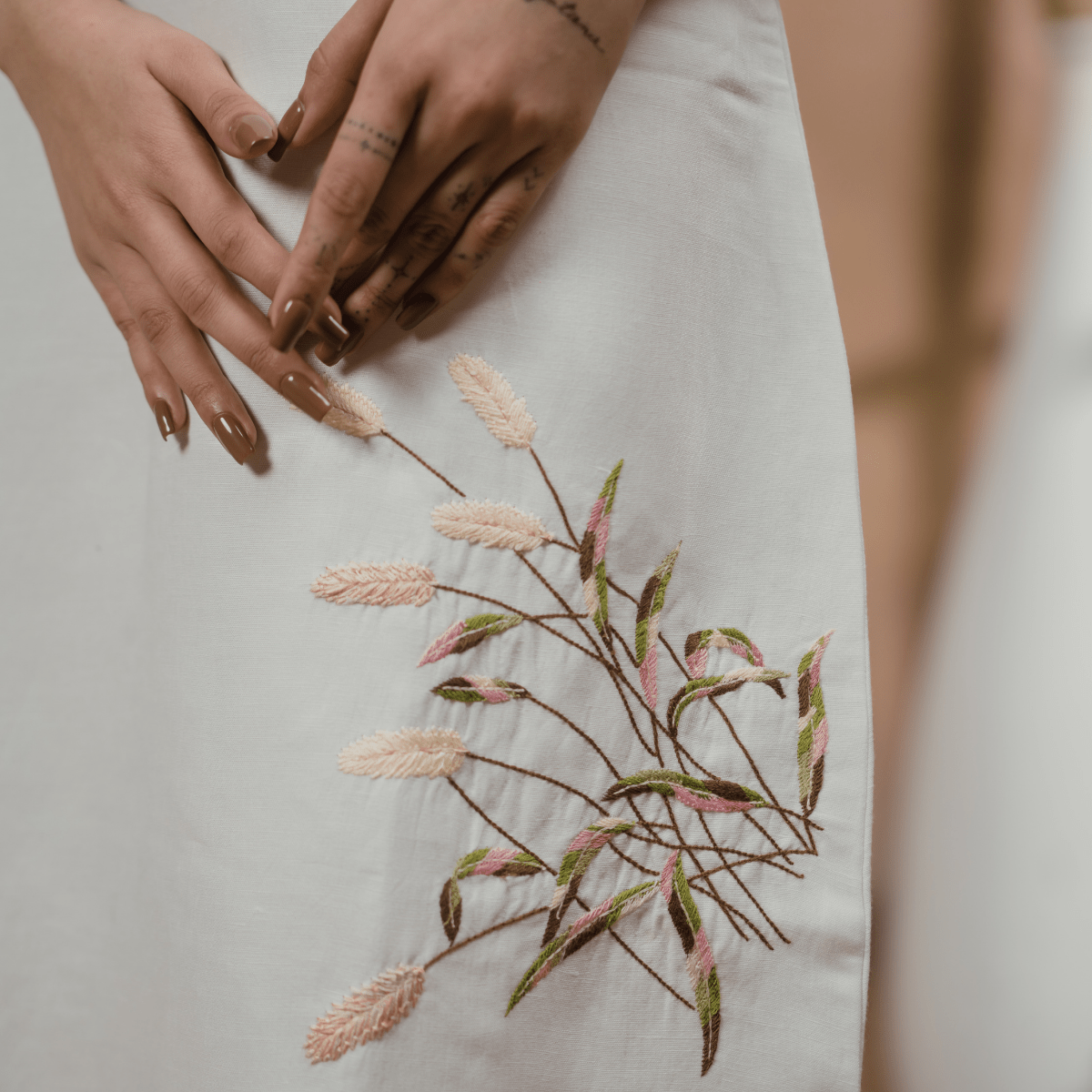 Breeze Line Dress – Lightweight Elegant Dress for Everyday Style – Womens Dress on Brown Living™. SKU: Aayu02. Img 3.