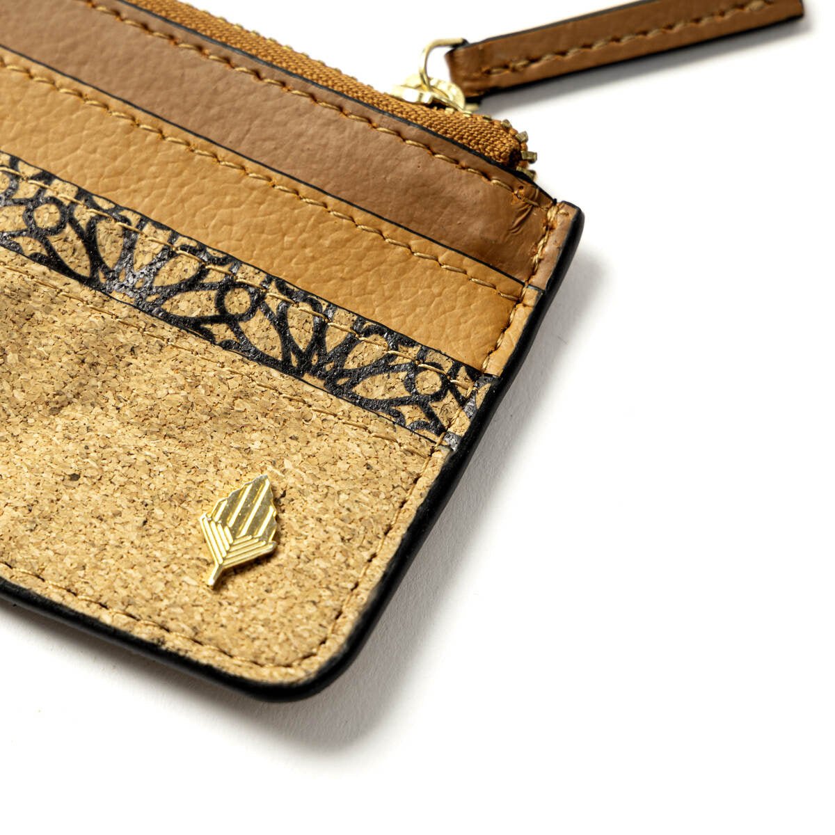 Card Holder with Zip & Multiple Slots – Vegan Leather & Cork – Travel Accessories on Brown Living™. SKU: CPCHGH001. Img 6.