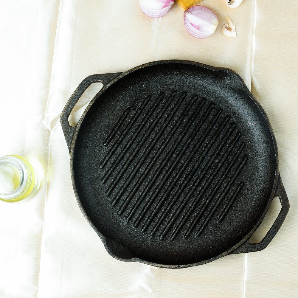 Castrong Handmade Cast Iron Grill Pan – Cookware on Brown Living™. SKU: CastIron-Griill-pan-2700g-packof1. Img 1.