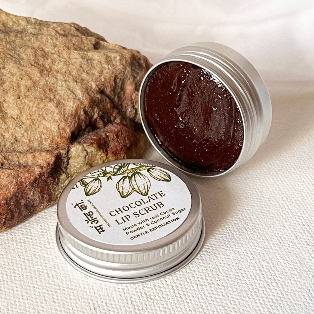 Chocolate Lip Scrub with Real Cacao & Coconut Sugar | AM & PM friendly (15 g) – Lip Scrub on Brown Living™. SKU: LC1502. Img 1.