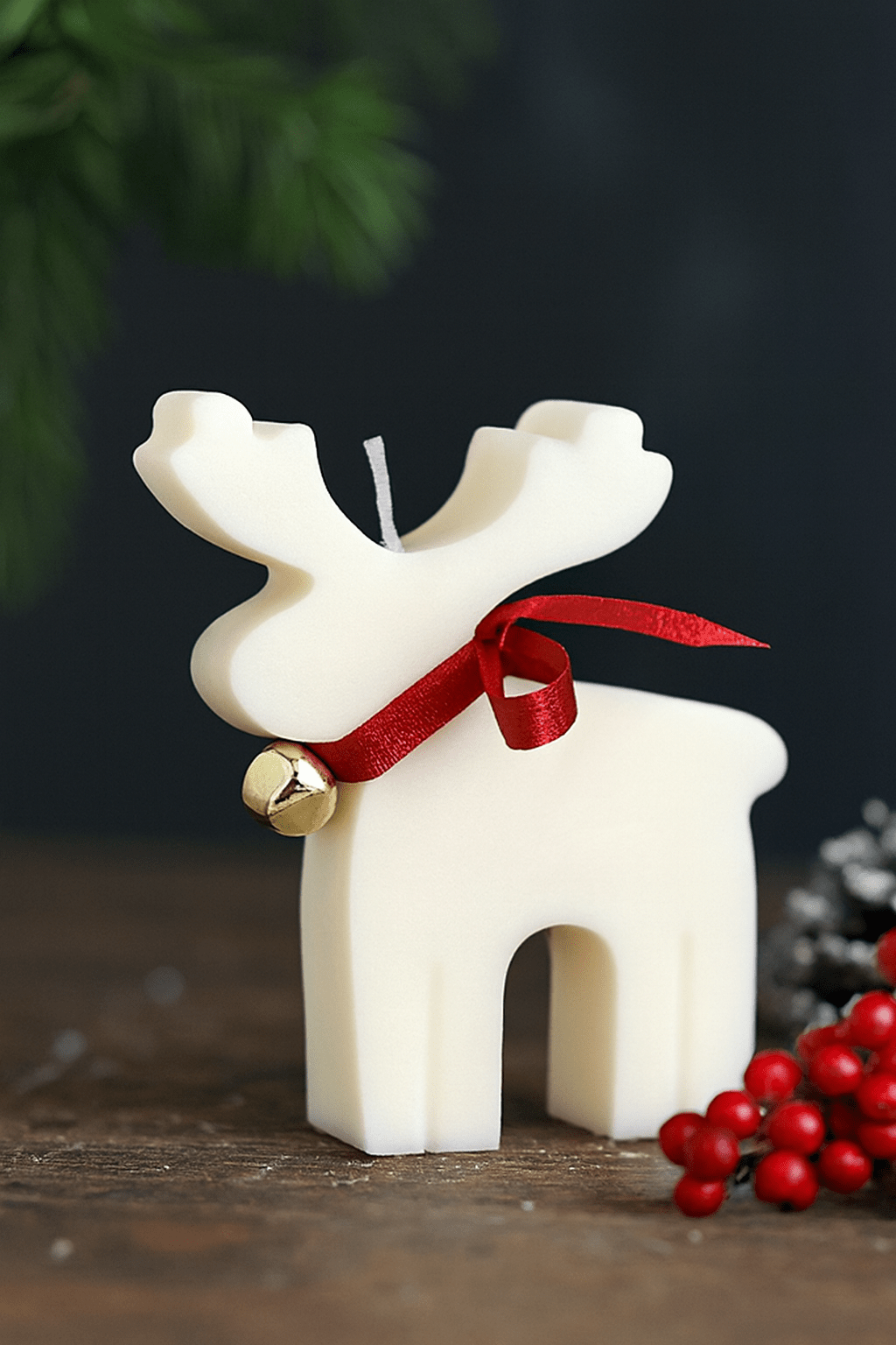 Christmas Reindeer Candle SnowWhite | Festive Candles | Set of 2 – Candles & Fragrances on Brown Living™. SKU: LUSH_0027. Img 3.