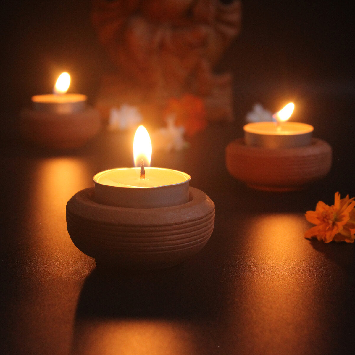 Tab Wheel Candle Holder - Set Of 6 with 6 Free Soywax Tealights – Candles & Fragrances on Brown Living™. SKU: CHTB - WHL/6. Img 4.