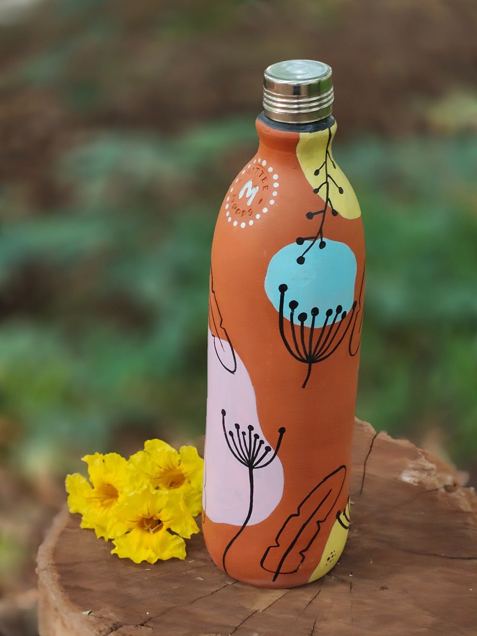 Clay Bottle Steel Cap Hand Painted Boho Design – Bottles & Sippers on Brown Living™. SKU: MM-07-1000. Img 4.