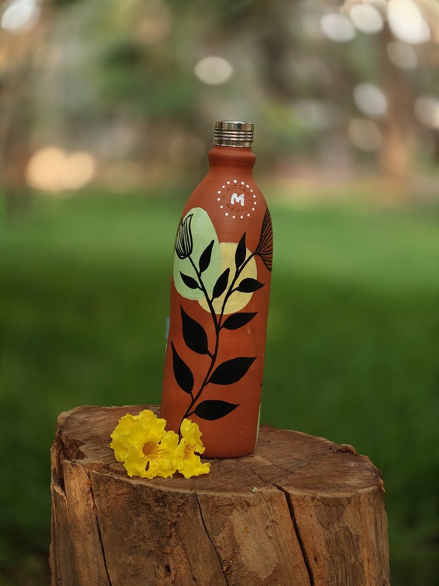 Clay Bottle Steel Cap Hand Painted Boho Design – Bottles & Sippers on Brown Living™. SKU: MM-07-1000. Img 2.