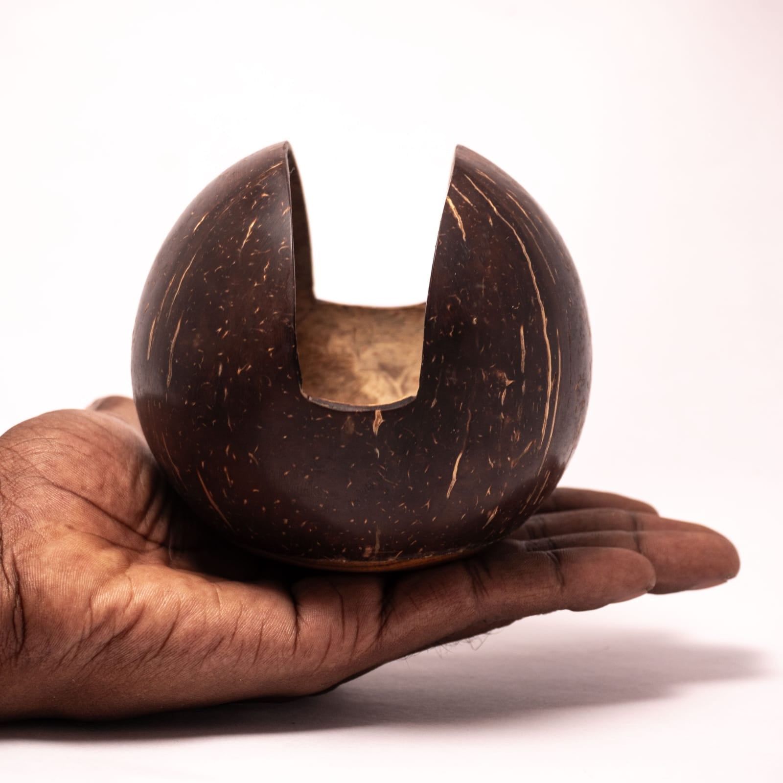 Coconut Shell Tissue Holder | Natural Handmade Tissue Dispenser – Home Decor on Brown Living™. SKU: EGTH01. Img 4.