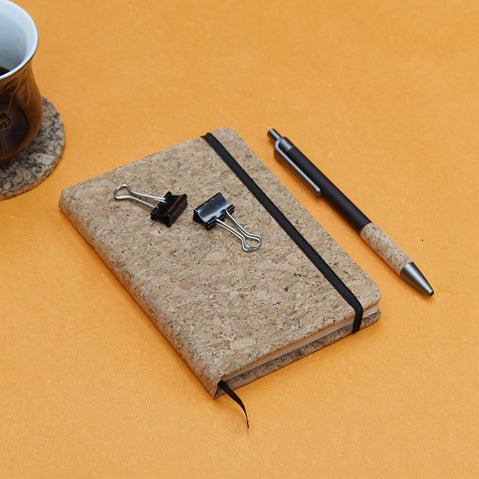 Cork Pocket Diary – Notebooks & Notepads on Brown Living™. SKU: DwP - n. Img 1.