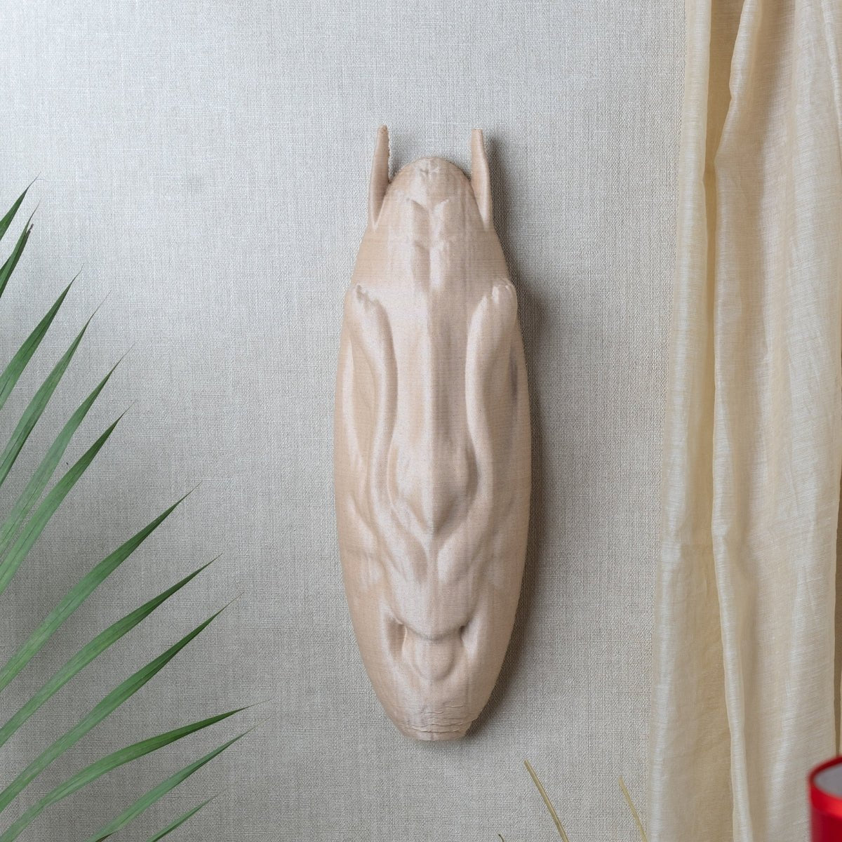 Cougar Vizard Plant - Based Light Wood Wall Decor – Home Decor on Brown Living™. SKU: COVIEDPLLWA048. Img 1.
