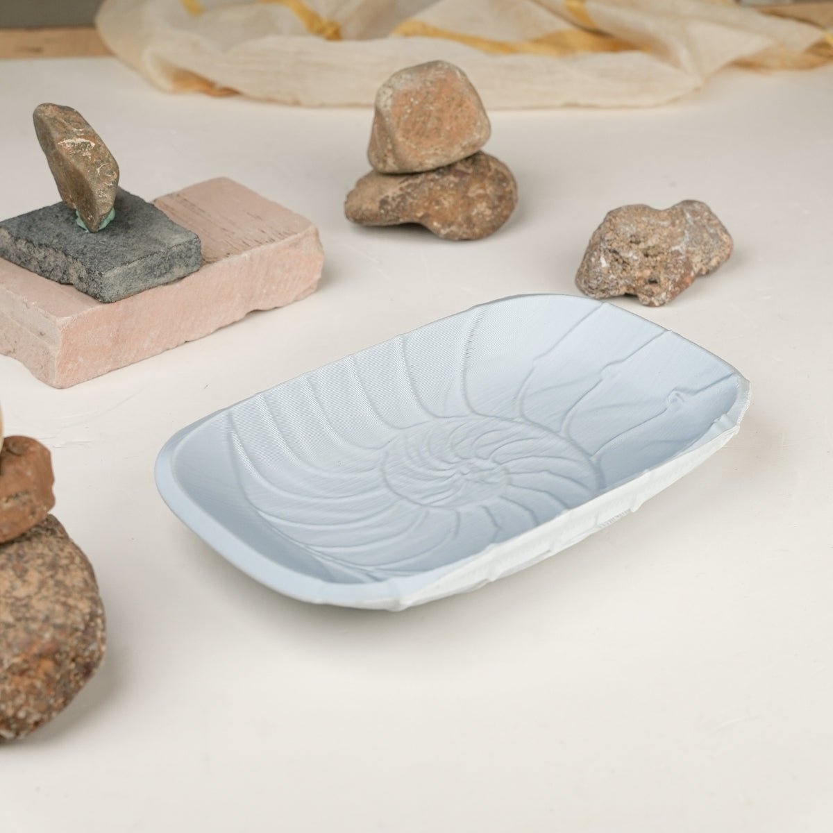 Da Vinci Sterling Plant - Based Exotic Titanium Tray – Home Decor on Brown Living™. SKU: DASTEDPLETA049. Img 1.