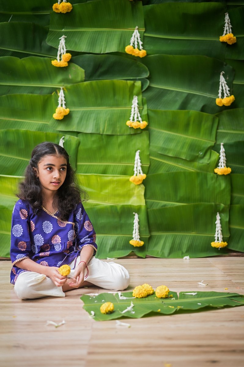 Dazzling Flower - Girls Ethnic Wear – Kids Ethnic Sets on Brown Living™. SKU: MITHEW - 073(P) - 1. Img 4.