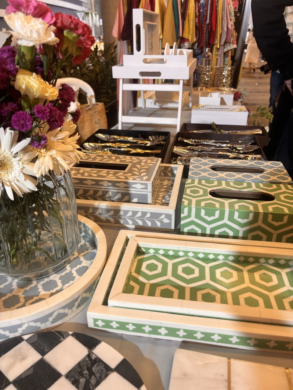 Decorative Trays – Home Decor on Brown Living™. SKU: TR-AG25-04. Img 3.