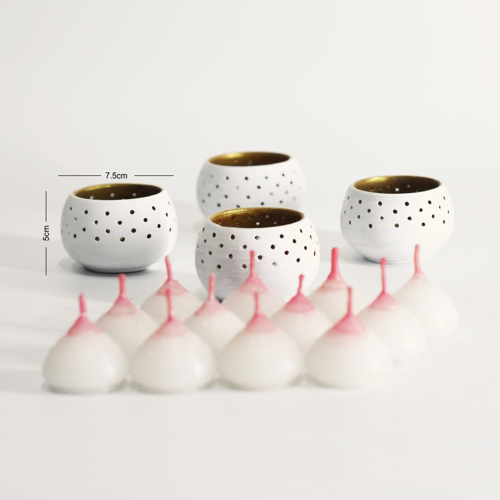 Dome Handmade Candle Holders – Set of 4 with Free Soy Wax Candles – Candles & Fragrances on Brown Living™. SKU: CH - DOMT4. Img 32.