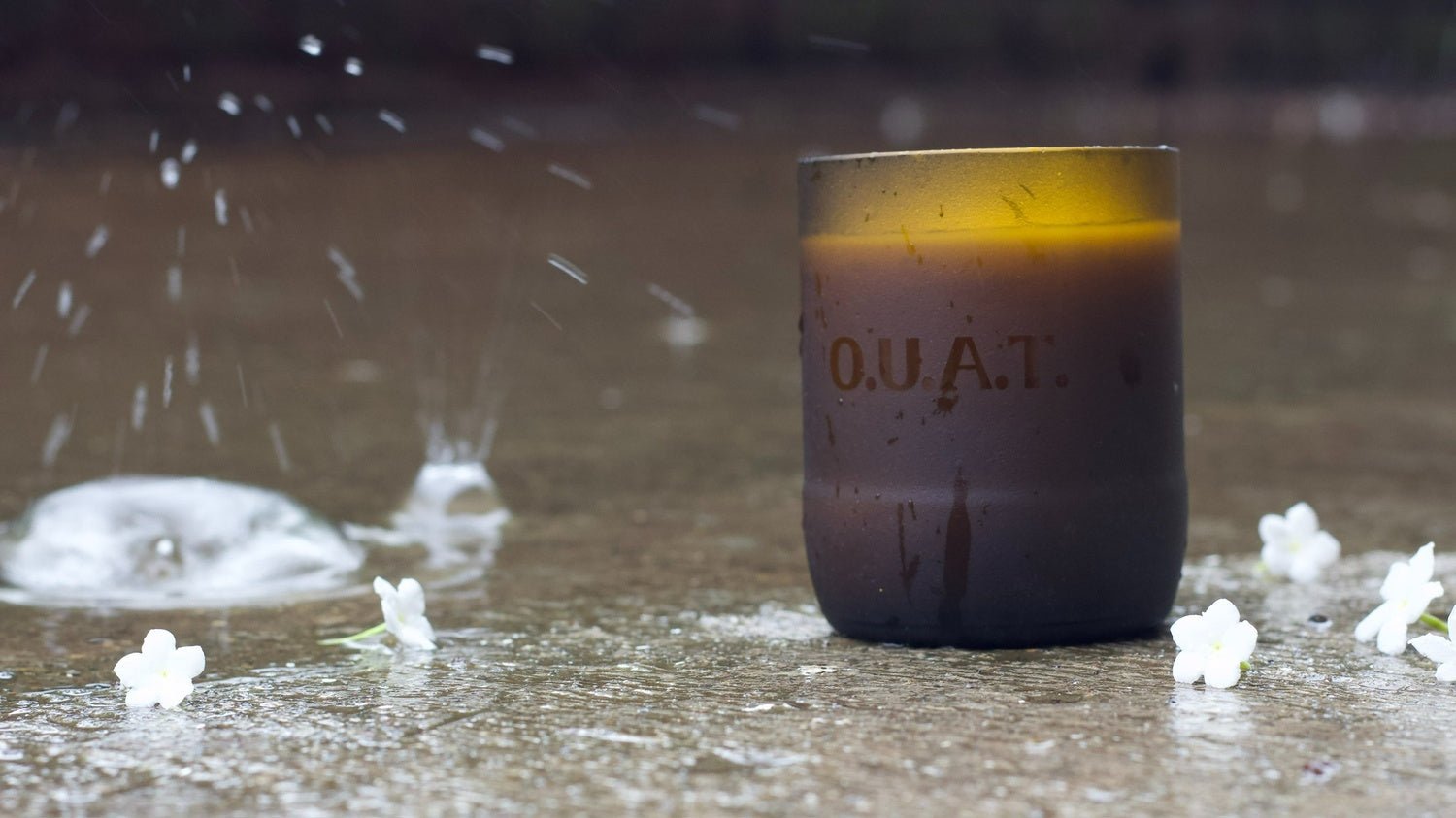 Earth Essence Handpoured Soy Wax Candle – Candles & Fragrances on Brown Living™. SKU: OES8. Img 2.