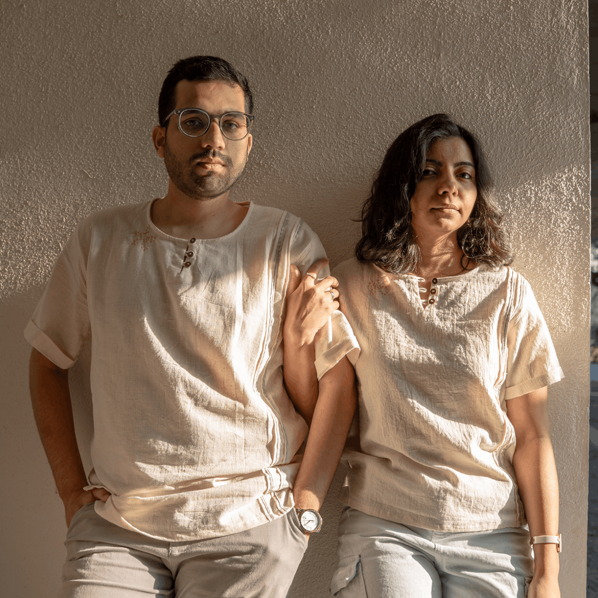 Ēka Unisex T-Shirt | Organic Cotton Sustainable Everyday Wear – Mens T-Shirt on Brown Living™. SKU: 2GA00090. Img 1.