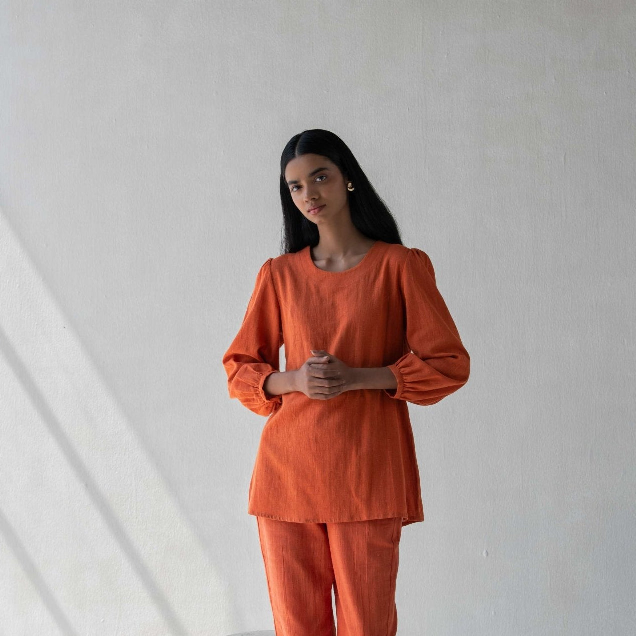 Elegant Cotton Balloon Sleeved Top for Women – Womens Top on Brown Living™. SKU: DCSS25T04S. Img 2.