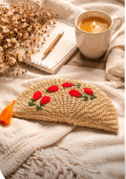 Ethnic KaunaBloom Hand Purse Natural Handwoven Bag – Womens Clutch on Brown Living™. SKU: OEP726a. Img 3.