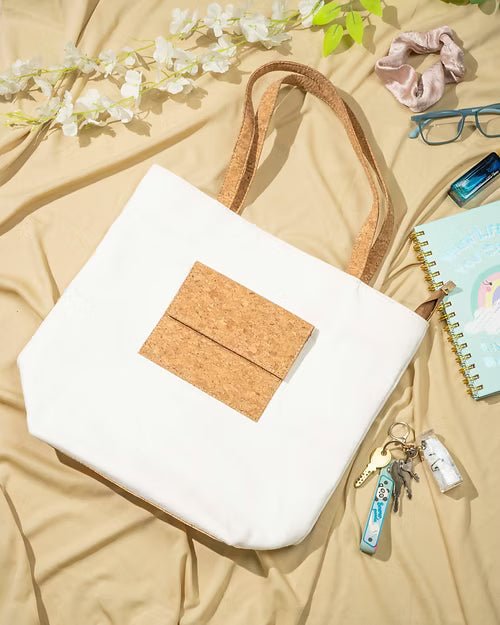 Fashionable Cork Tote Bag | Stylish & Sustainable Everyday Carry – Womens Accessories on Brown Living™. SKU: ANTFVTB. Img 2.