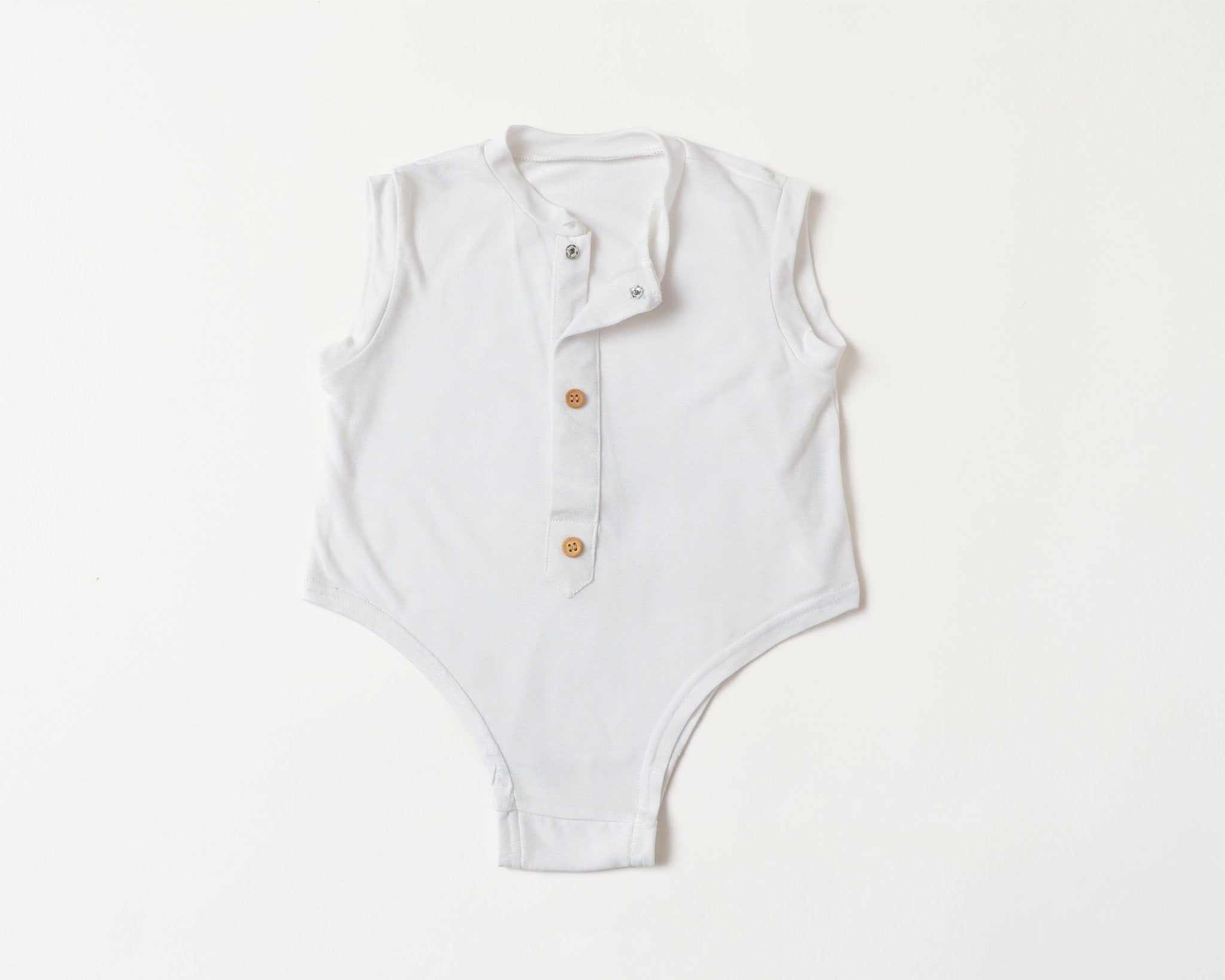 Front Open Herb Dyed Baby Suit For Easy Wear & Comfort – Kids Daywear Sets on Brown Living™. SKU: BSW03006. Img 6.