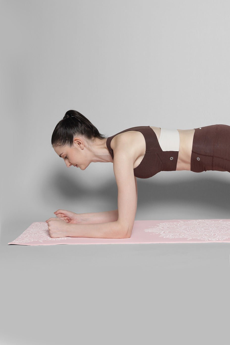 Gala Spice Active Wear Co - ordinated Set for Women – Sports & Games on Brown Living™. SKU: ELGLCOSPCXS. Img 11.