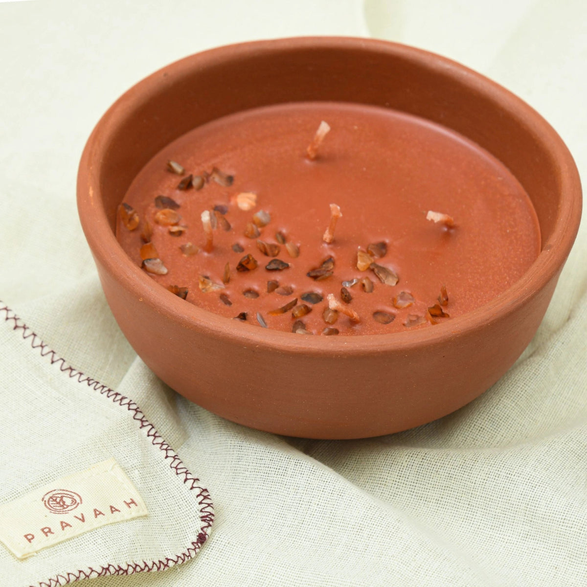 Gilli Mitti Candle | Smells Like Rain | Soy wax – Candles & Fragrances by Pravaah India available on Brown Living™. 5 Wick . SKU: CAN008_5wick. Img 10.