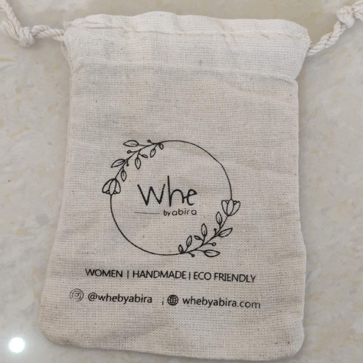 Green Shades Repurposed Fabric & Wood Adjustable Necklace Earrings Set – Womens Earrings on Brown Living™. SKU: JCC025. Img 7.