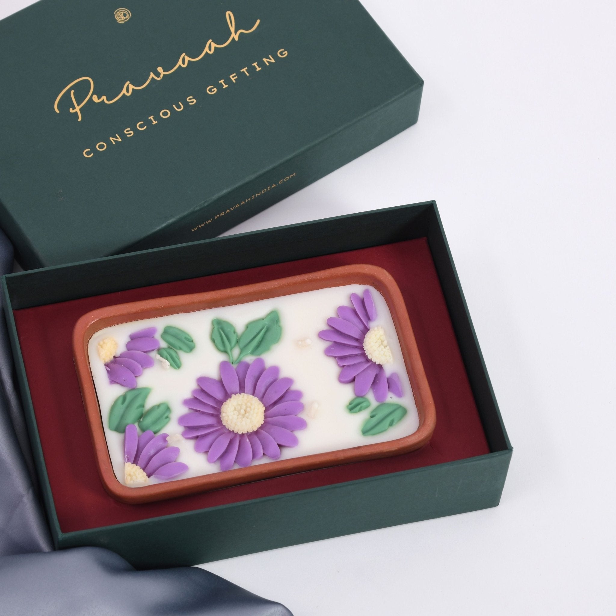 Hand - Poured Floral Soy Candle – 4 Wicks | Lavender, Jasmine, Mandarin – Candles & Fragrances on Brown Living™. SKU: CAN0011_01. Img 4.