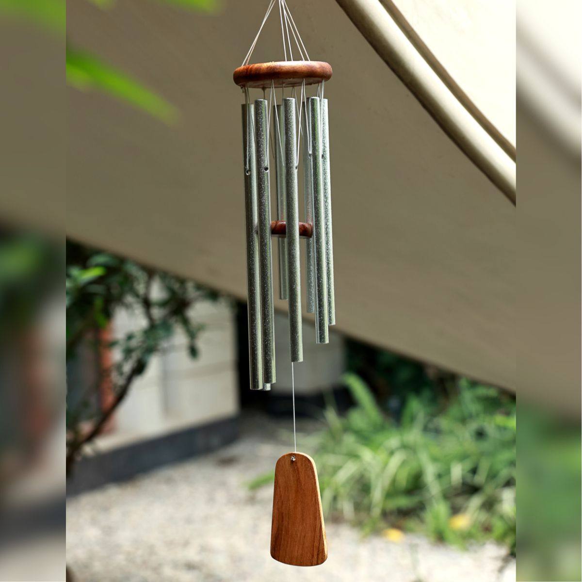 Hand - Tuned Wind Chime - SURILI Sound of Joy (Pack of 50) – Windchimes & Dreamcatchers on Brown Living™. SKU: Code150. Img 1.