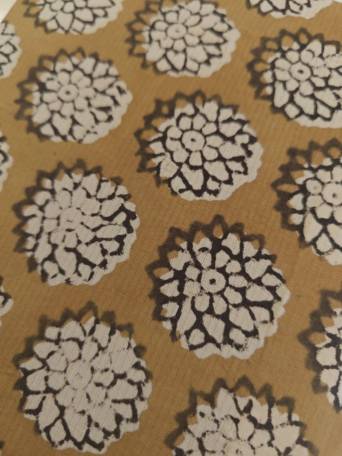 Handcrafted Diaries | Granthika | 7x5 Inch Handmade Notebook – Notebooks & Notepads on Brown Living™. SKU: VDI75009. Img 27.
