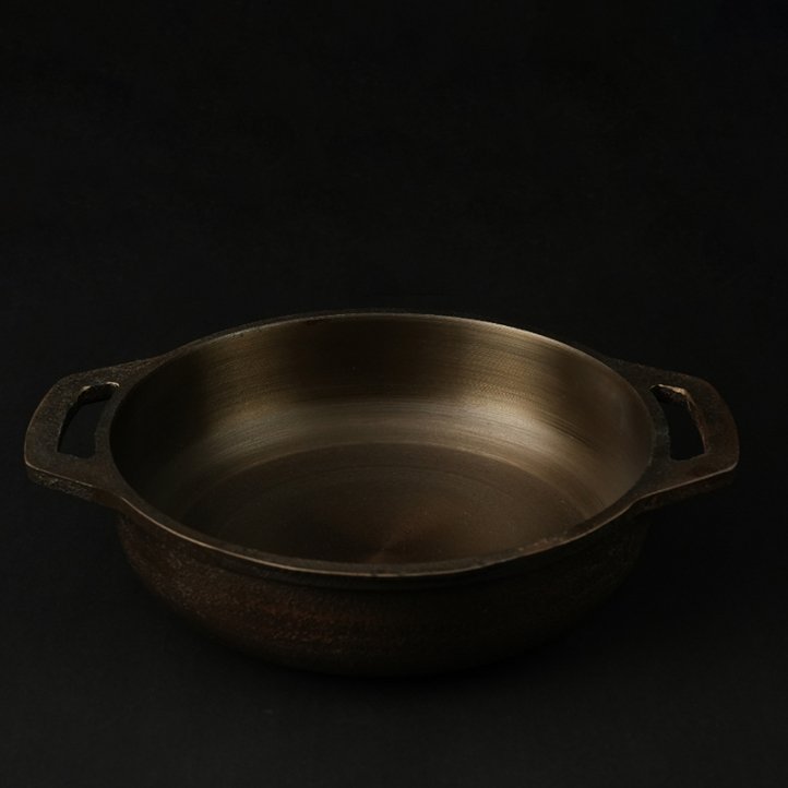 Handmade Cast Iron Combo (Kadai + Dosa Tawa + Skillet) – Cookware on Brown Living™. SKU: CastIron - Combo - 6 - 7750g - packof3. Img 5.