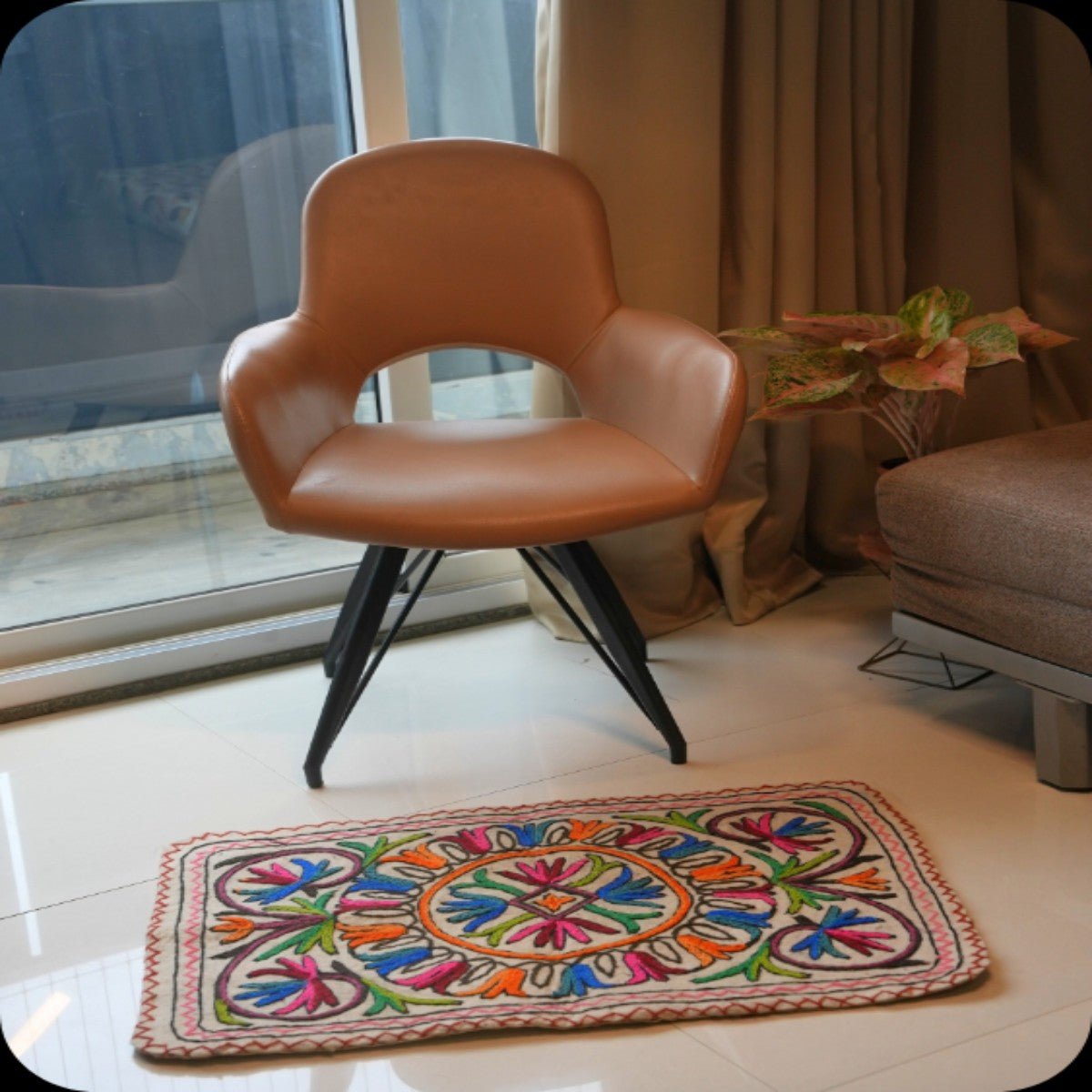 Handmade Namda Accent Rug | Kashmiri Wool Felt & Embroidered Carpet – Mats & Rugs on Brown Living™. SKU: b0_rug_0193. Img 11.