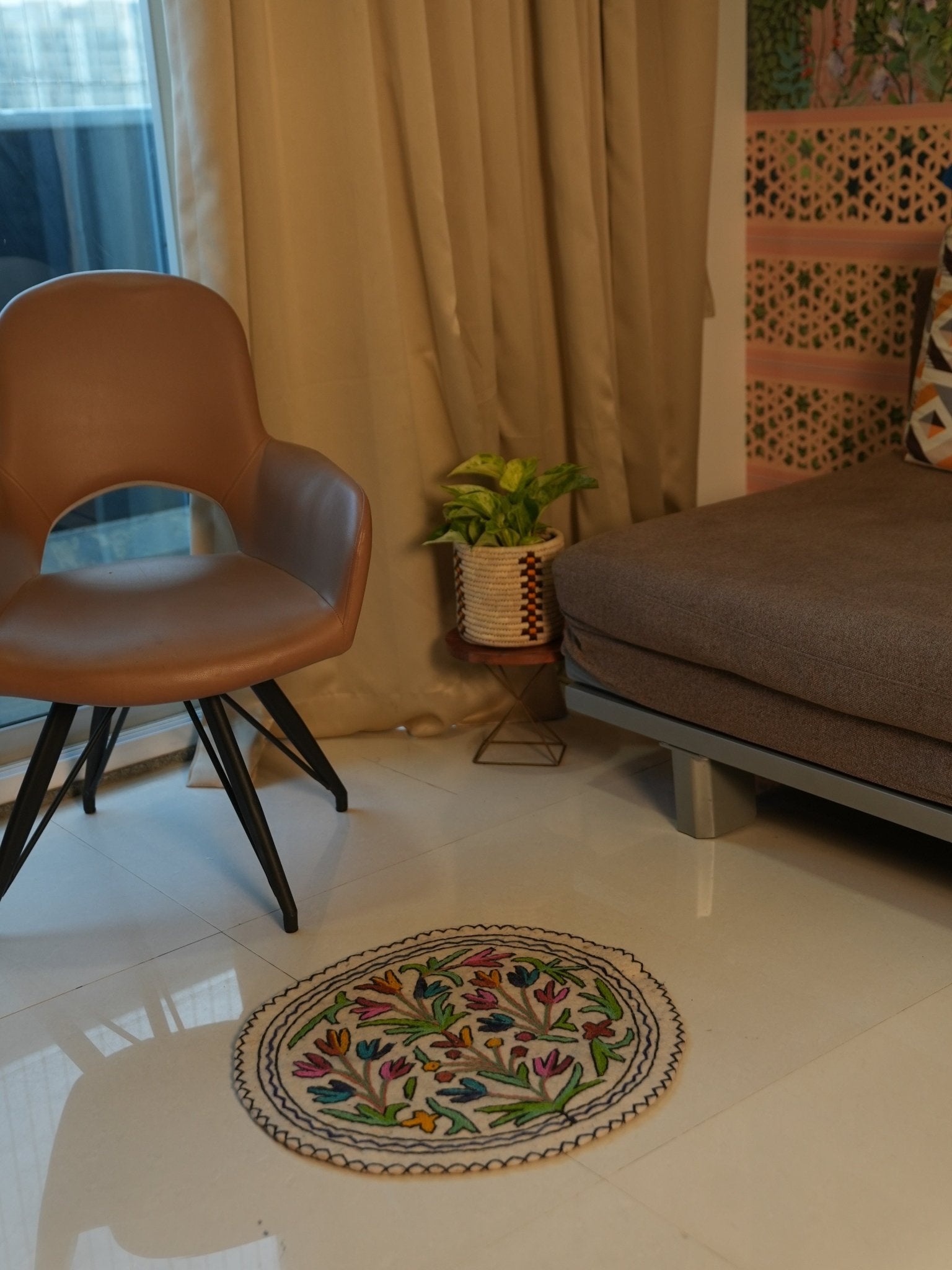 Handmade Namda Round Rug | 2 Iinch – Mats & Rugs on Brown Living™. SKU: b0_rug_0095. Img 11.