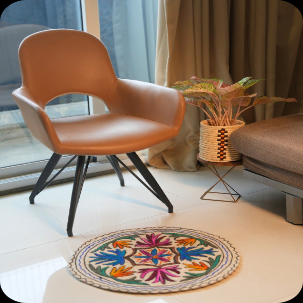 Handmade Namda Round Rug | 2 Iinch – Mats & Rugs on Brown Living™. SKU: b0_rug_0190. Img 8.